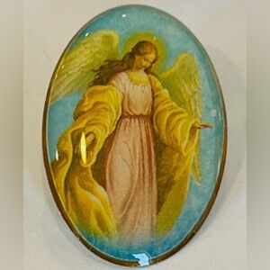 Christian 1980sVTG Button Pinback Gold Pin Heavenly Angel medal spiritual